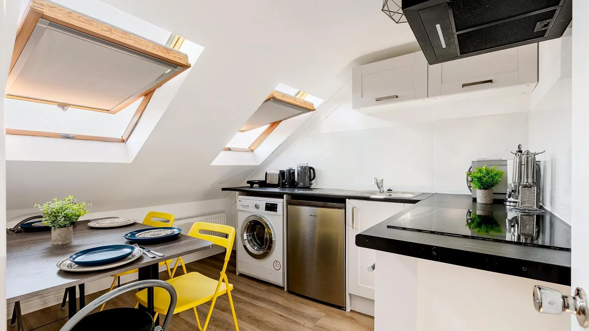 Bright 2Br Flat, Forest Gate, East Londres Reino Unido