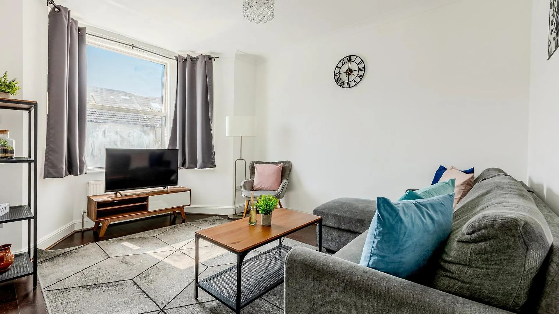 Bright 2Br Flat, Forest Gate, East Londres