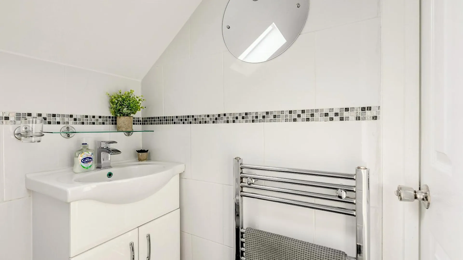 Apartamento Bright 2Br Flat, Forest Gate, East Londres Reino Unido