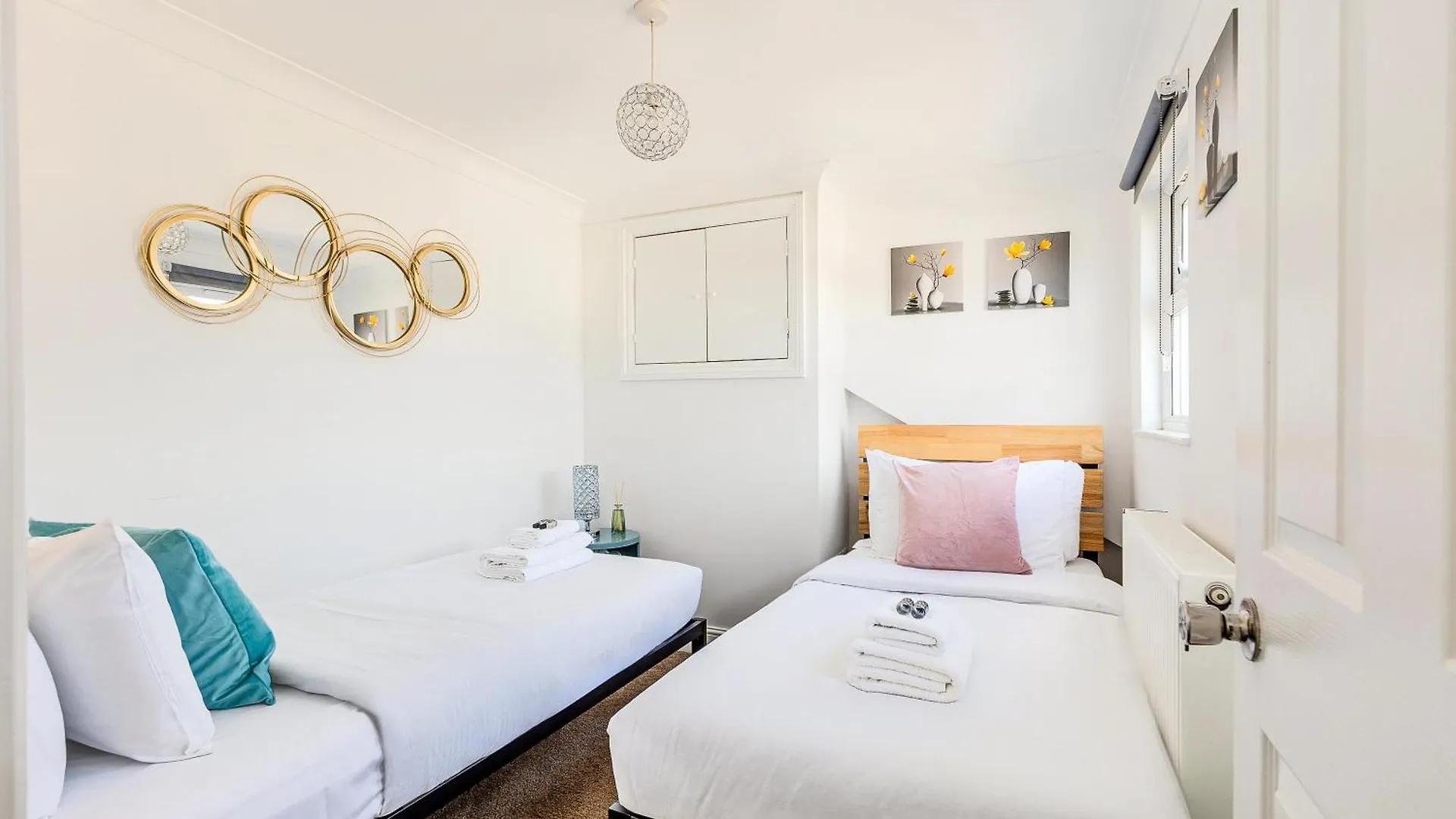 Bright 2Br Flat, Forest Gate, East Londres Apartamento