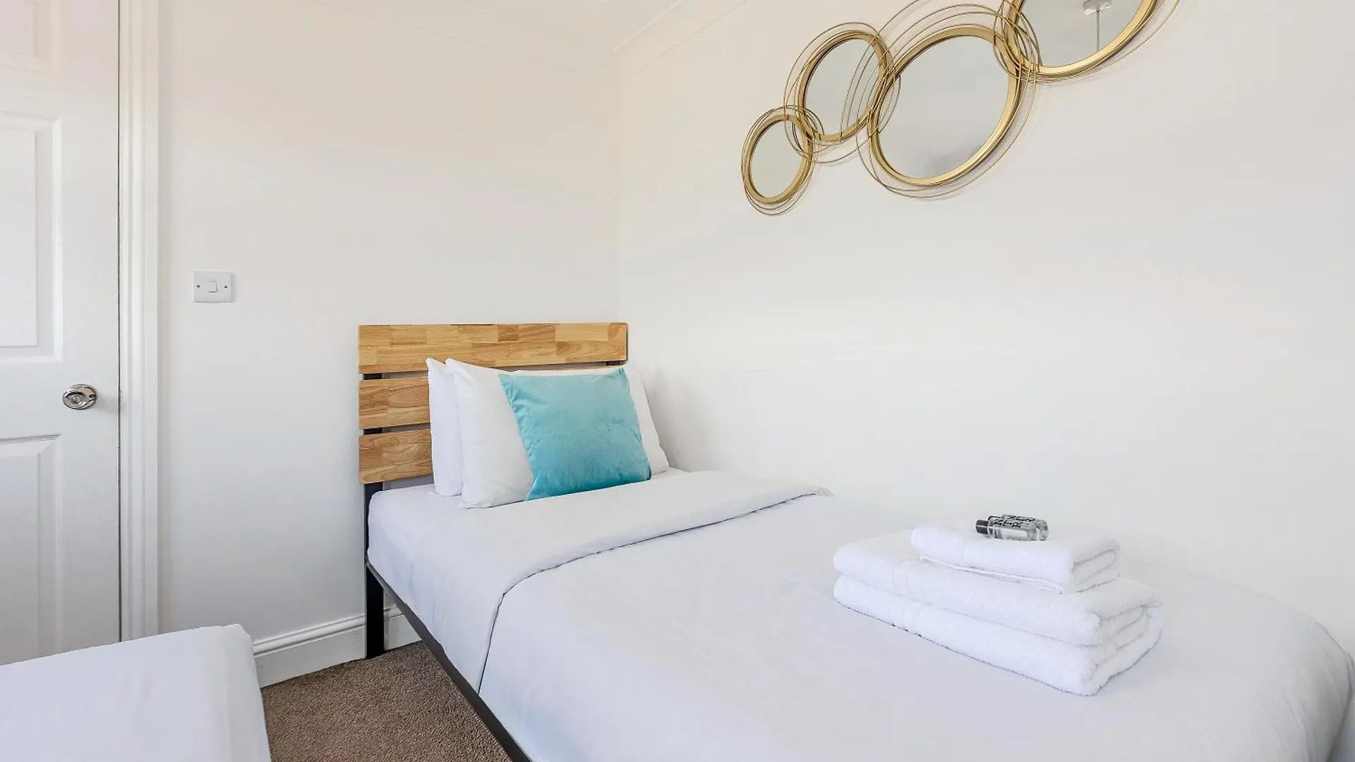 Bright 2Br Flat, Forest Gate, East Londres Apartamento